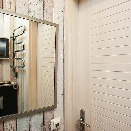 אכסניה Sisters