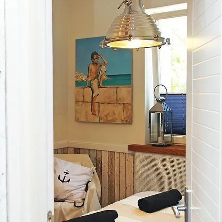 אכסניה Sisters