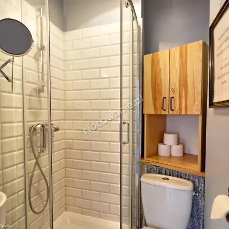 אכסניה Sisters