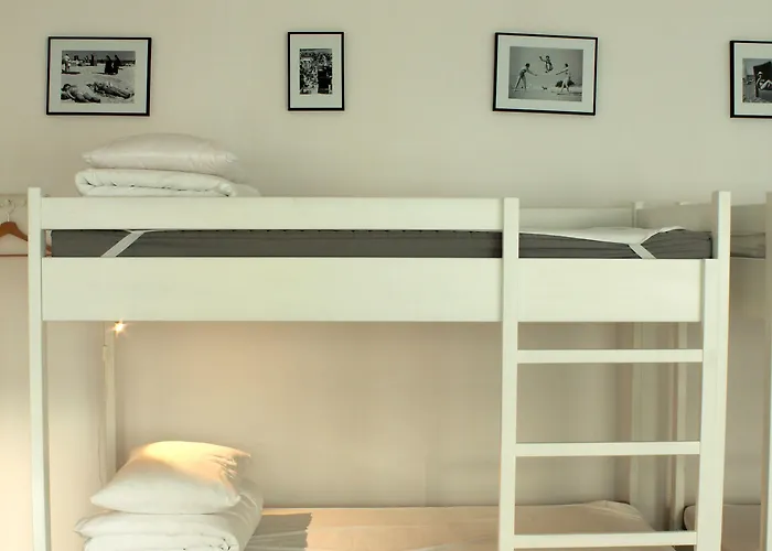 Vandrerhjem Sisters *